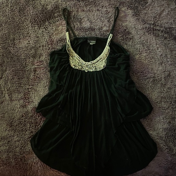 Daytrip Beaded Layered Tank - Picture 2 of 3